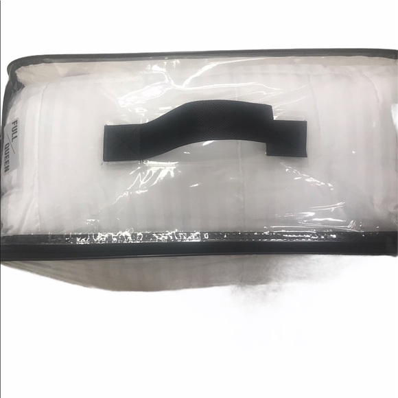 Beauty Rest Black Full/ Queen Down Alternative - Picture 4 of 9